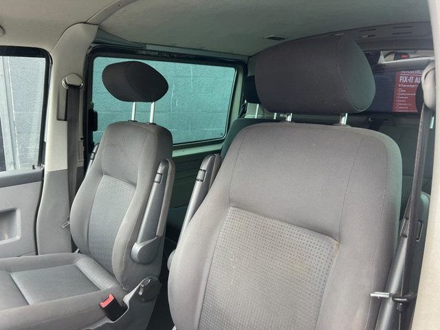 Foto 10 van Volkswagen Transporter 2.5 TDI 340 4Motion Trendline DC
