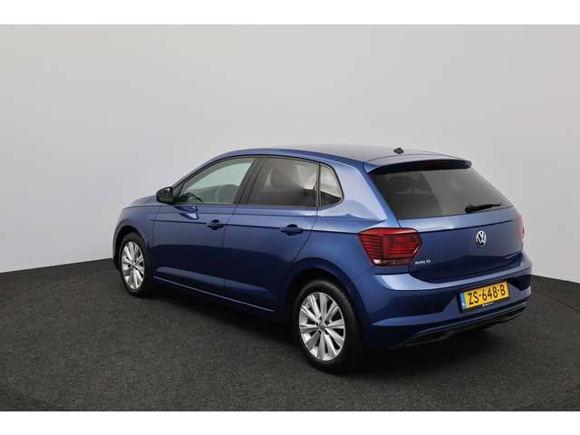 Foto 10 van Volkswagen Polo 1.0 MPI Comfortline/ Dealer Onderhouden!/ 16''LMV/ LED Dagrijverl./ Apple+android/ A