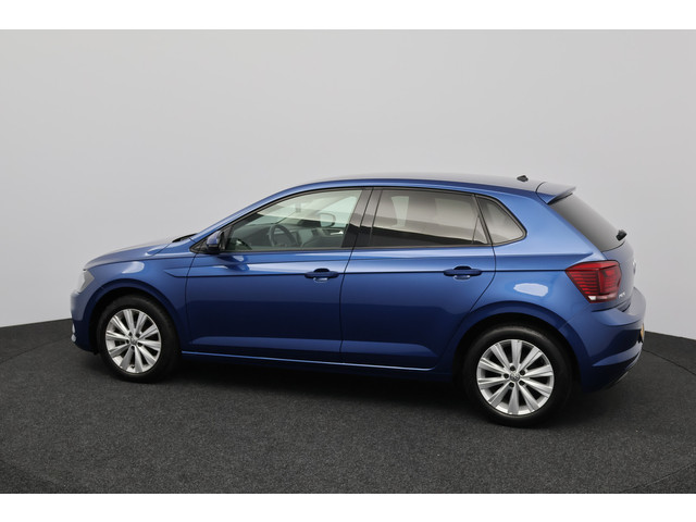 Foto 9 van Volkswagen Polo 1.0 MPI Comfortline/ Dealer Onderhouden!/ 16''LMV/ LED Dagrijverl./ Apple+android/ A