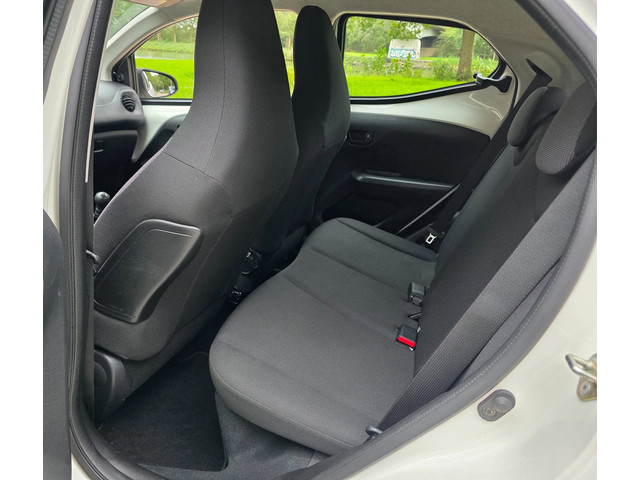Foto 6 van Toyota Aygo 1.0 VVT-i - NL Auto - 2e Eigenaar - 69.200 KM -