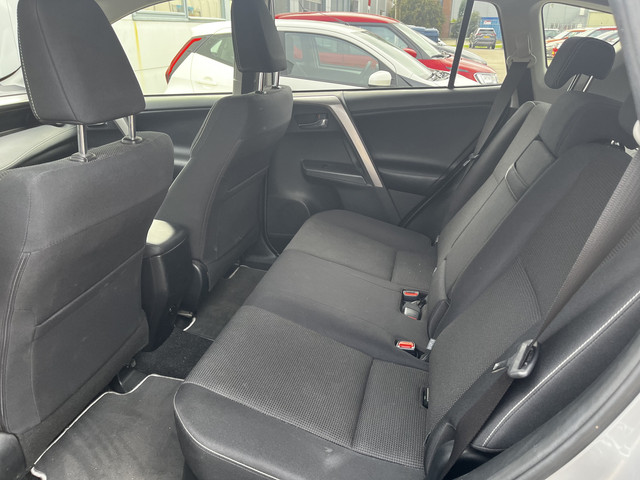Foto 9 van Toyota RAV4 2.5 Hybrid AWD Dynamic Trekhaak Stoelverwarming Stuurverwarming Dodehoek detectie