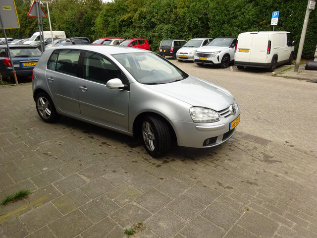 Foto 8 van Volkswagen Golf 1.4 TSI Trendline