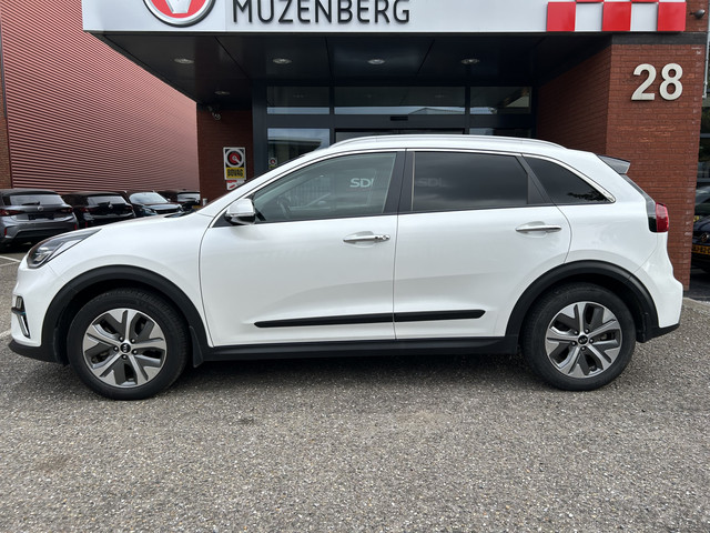 Foto 9 van Kia e-Niro ExecutiveLine 64 kWh // FULL LED // NAVI + CARPLAY // LEDER // MEMORY SEAT // PDC V+A //