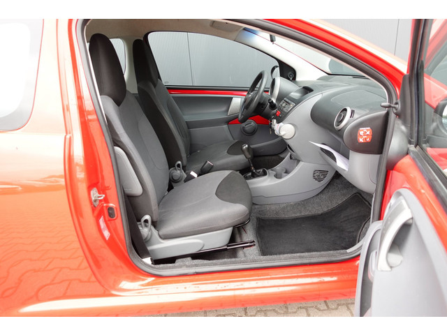 Foto 5 van Toyota Aygo 1.0-12V Access