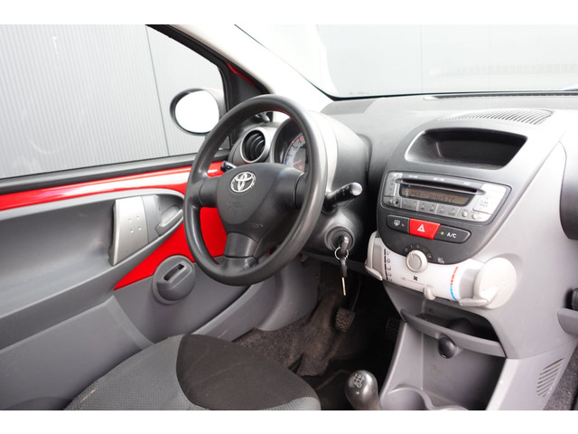 Foto 8 van Toyota Aygo 1.0-12V Access