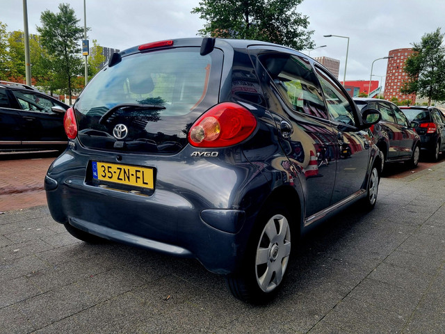 Foto 6 van Toyota Aygo 1.0-12V + 5drs Airco ElecRam Apk