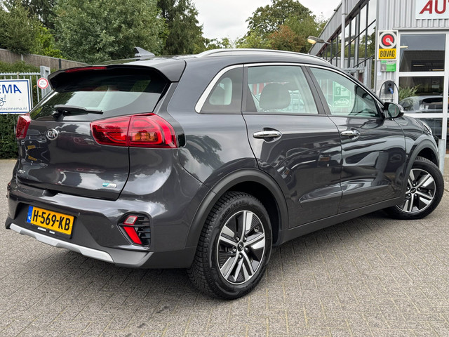 Foto 3 van Kia Niro 1.6 GDi Hybrid DynamicLine | All Season | Dealer onderhouden | Carplay |