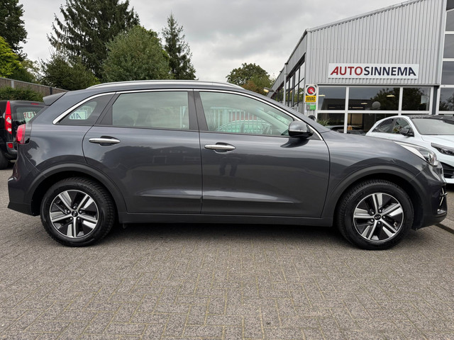 Foto 5 van Kia Niro 1.6 GDi Hybrid DynamicLine | All Season | Dealer onderhouden | Carplay |