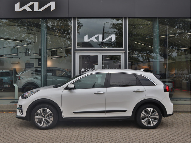 Foto 3 van Kia e-Niro ExecutiveLine 64 kWh | Leder | Memory | JBL | Schuifdak | Stoelventilatie | All-Season |