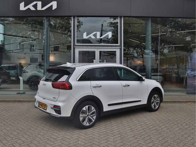 Foto 5 van Kia e-Niro ExecutiveLine 64 kWh | Leder | Memory | JBL | Schuifdak | Stoelventilatie | All-Season |