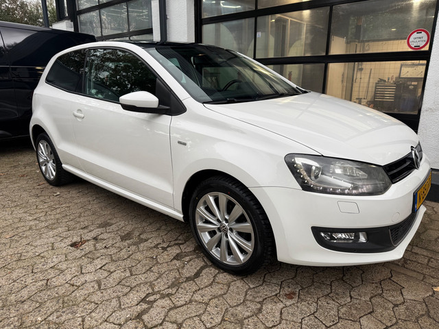 Foto 6 van Volkswagen Polo 1.2 Life *Clima*PDC*Cruise*Pano*Led*