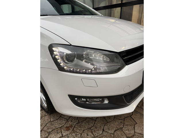 Foto 5 van Volkswagen Polo 1.2 Life *Clima*PDC*Cruise*Pano*Led*