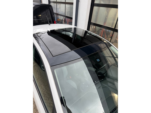 Foto 4 van Volkswagen Polo 1.2 Life *Clima*PDC*Cruise*Pano*Led*