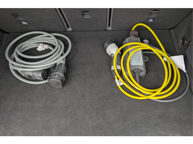 Foto 10 van MINI Countryman 1.5 Cooper SE ALL4 PHEV Chili JCW Panorama Head-Up