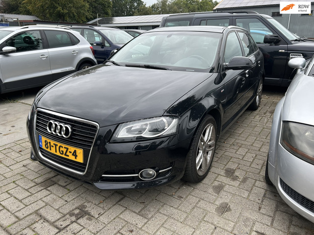 Foto 2 van Audi A3 Sportback 1.4 TFSI Ambition Pro Line S