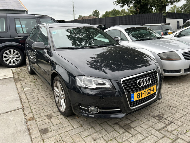 Foto 3 van Audi A3 Sportback 1.4 TFSI Ambition Pro Line S