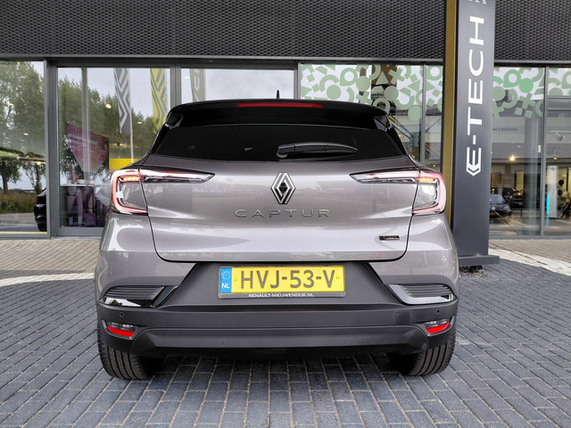 Foto 10 van Renault Captur 1.6 E-Tech full hybrid 145 Techno AUTOMAAT | CLIMATE | CARPLAY | CAMERA