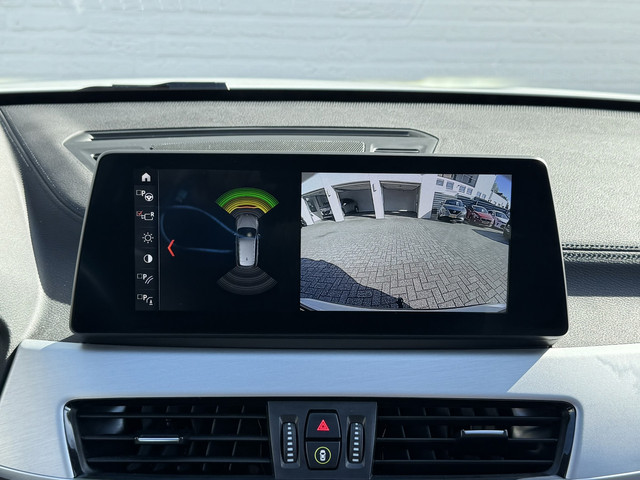 Foto 9 van BMW X1 XDrive25e eDrive Edition Trekhaak Leder Panorama dak Led Adaptieve cruise