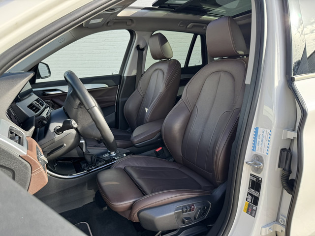 Foto 7 van BMW X1 XDrive25e eDrive Edition Trekhaak Leder Panorama dak Led Adaptieve cruise