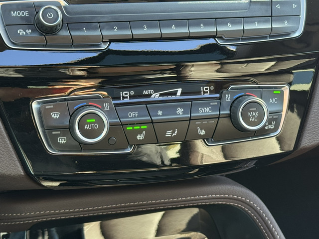 Foto 6 van BMW X1 XDrive25e eDrive Edition Trekhaak Leder Panorama dak Led Adaptieve cruise