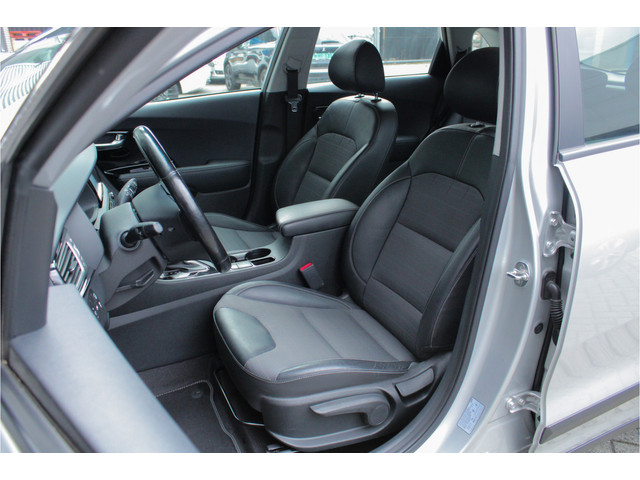 Foto 9 van Kia Niro 1.6 GDi Hybrid DynamicLine |Apple/Android|stoel/stuurverwarming|leder|