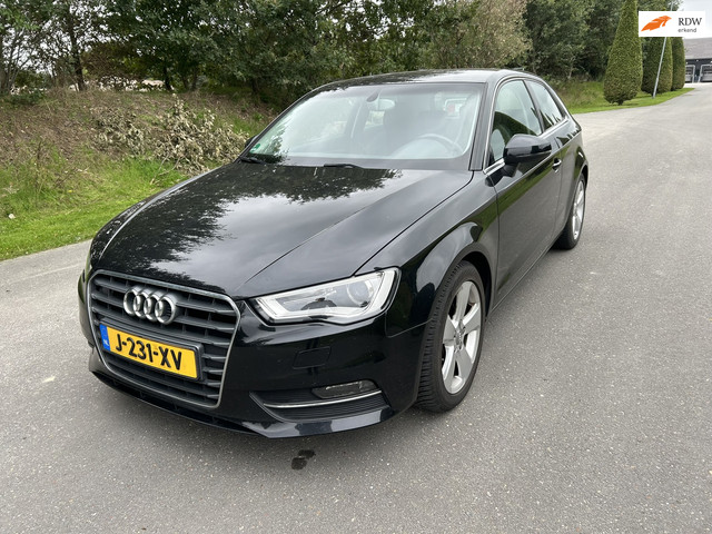 Foto 2 van Audi A3 1.4 TFSI Ambiente Pro Line