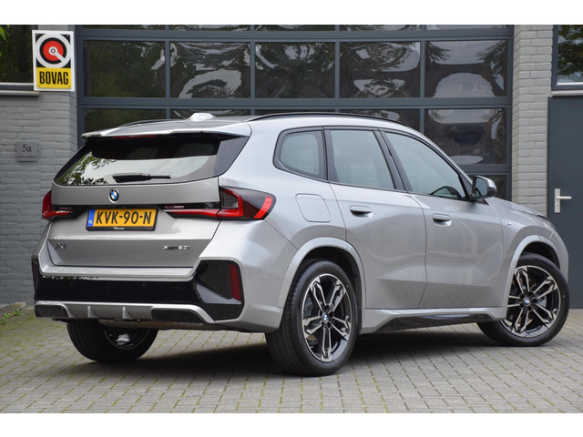 Foto 6 van BMW X1 sDrive20i | M sport | Electr. trekhaak | Leer | ACC