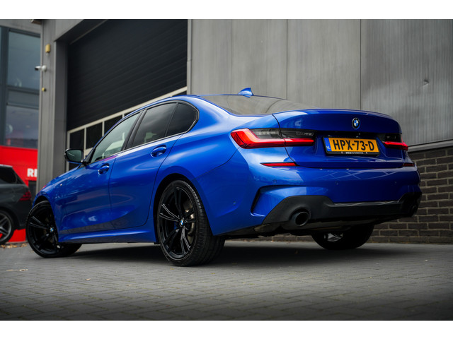 Foto 6 van BMW 3-serie 320i 184 pk High Executive M-Sport / Laser/ Pano-Dak/ ACC/ 360° Camera/ HUD/ H&K/ Keyles