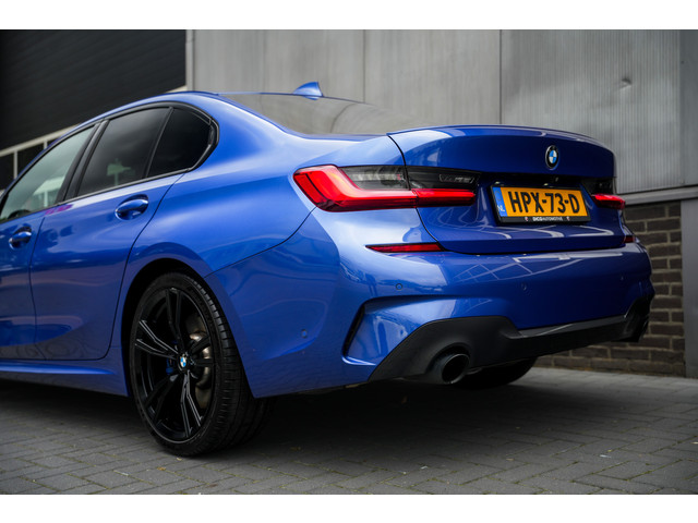 Foto 4 van BMW 3-serie 320i 184 pk High Executive M-Sport / Laser/ Pano-Dak/ ACC/ 360° Camera/ HUD/ H&K/ Keyles