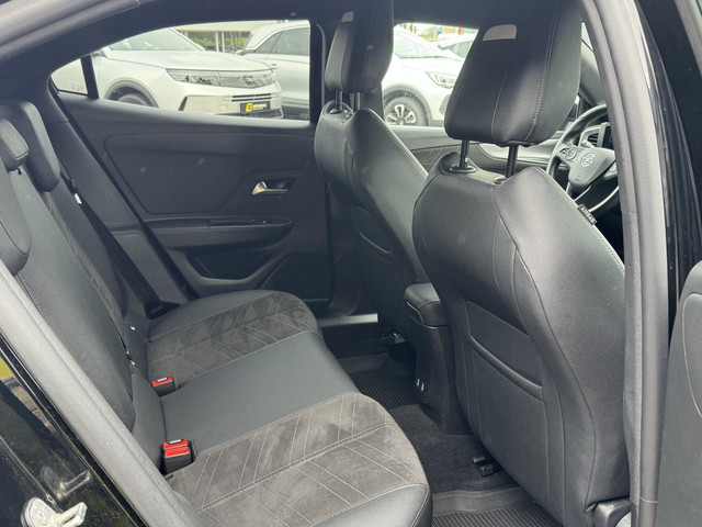 Foto 7 van Opel Mokka 1.2 Turbo Ultimate AUT Rijklaar incl. grote beurt en 100% dealer onderhouden bij ons! | K