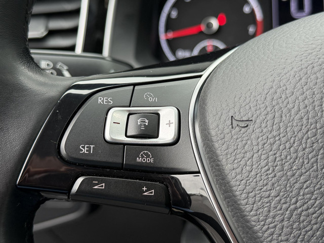 Foto 8 van Volkswagen Polo 1.0 TSI Highline |Carplay|Stoelver|ACC|