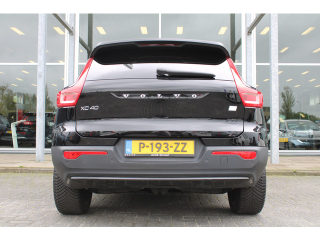 Foto 7 van Volvo XC40 232PK Recharge Ultimate 70 kWh | Schuif/kanteldak | H&K Audio | El. stoelen | Pilot Assis