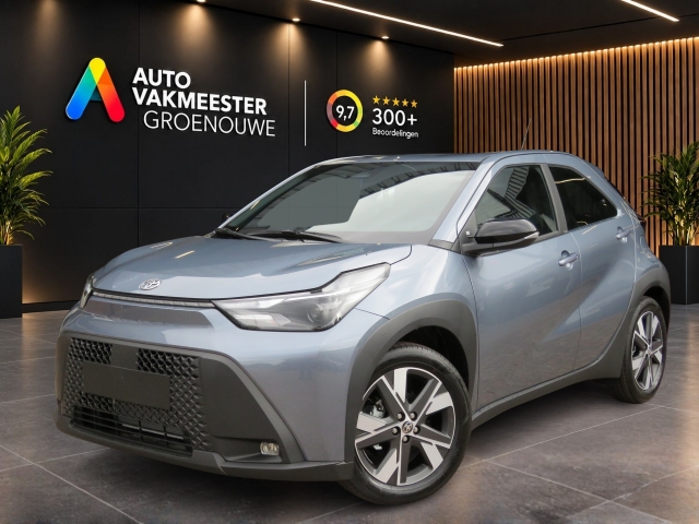 TOYOTA AYGO X HYBRID 115 PLAY NIEUW! / Camera / 17 Inch / Stoelverw. / FABRIEKS garantie