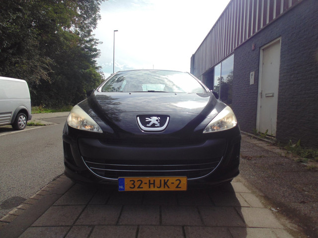 Foto 5 van Peugeot 308 1.6 VTi X-line MET AIRCO TREKHAAK 2009