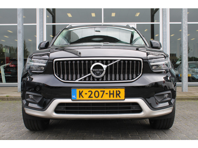 Foto 8 van Volvo XC40 T3 164PK Automaat Inscription | Styling Kit | 360 Camera | 21" LM Velgen | Verw. Voorstoe