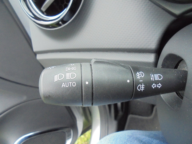 Foto 9 van Renault Captur 0.9 TCe Dynamique incl. Bovag Garantie, Climate Control enz.