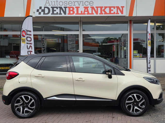 Foto 9 van Renault Captur 0.9 TCe Dynamique BJ.2015 / Navigatie / Camera / Keyless / Climate Control / 1 Eigena