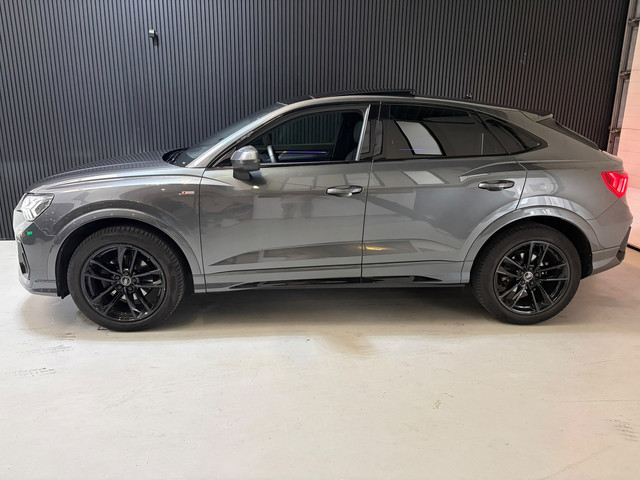 Foto 3 van Audi Q3 Sportback 35 TFSI S Edition 3X S-LINE PANO/CAM/KEYLESS