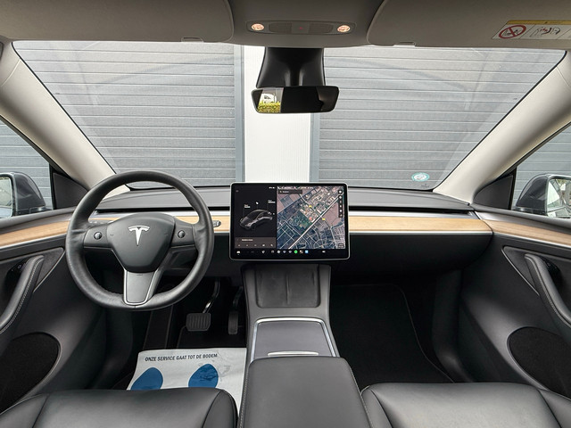 Foto 4 van Tesla Model Y Long Range AWD 75 kWh / WINTERPAKKET / FSD