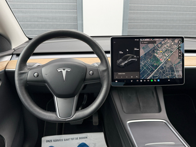 Foto 8 van Tesla Model Y Long Range AWD 75 kWh / WINTERPAKKET / FSD
