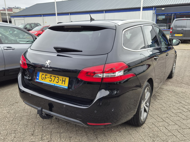 Foto 6 van Peugeot 308 SW 1.2 e-THP Première Trekhaak 17'' L.M.V Nw APK