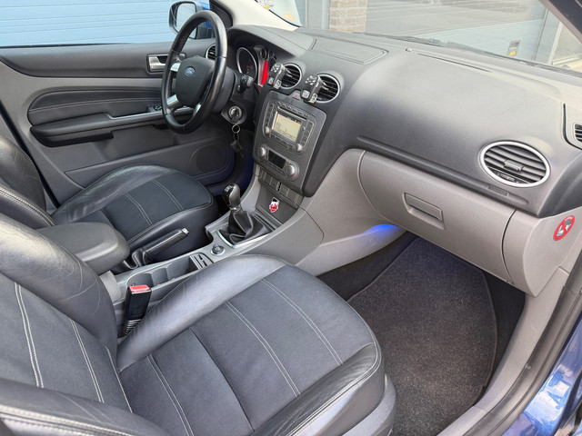 Foto 5 van Ford Focus 1.6 Titanium LEER NAVI CLIMA TREKHAAK APK