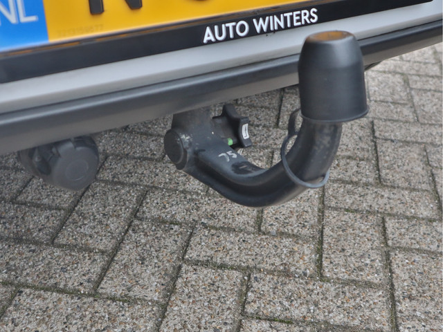 Foto 6 van Kia e-Niro DynamicPlusLine 64 kWh | Stoelverwarming | Schuifdak | Trekhaak | LED | tot 10 jaar Garan