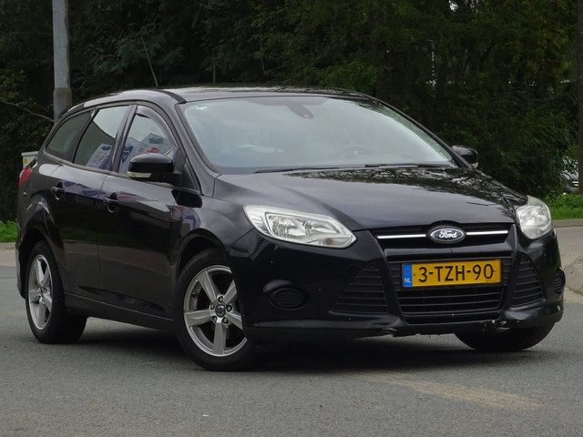 Foto 8 van Ford Focus Wagon 1.6 TDCI BJ2014 NAP/NAVI/AIRCO/CRUISE/PDC