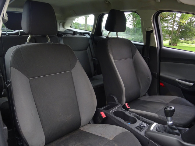 Foto 4 van Ford Focus Wagon 1.6 TDCI BJ2014 NAP/NAVI/AIRCO/CRUISE/PDC