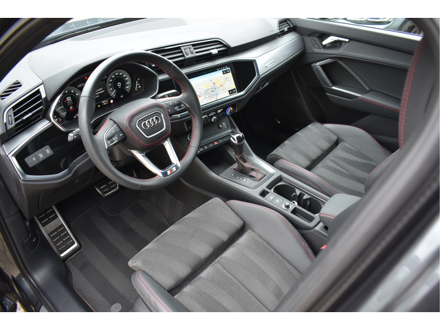 Foto 7 van Audi Q3 45 TFSI e S-Line 245 Pk SOH 94% Rood Stiksel Leder Matrix Navi Keyless Sonos Camera ACC 20 I