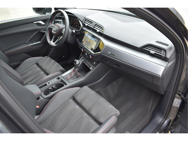 Foto 9 van Audi Q3 45 TFSI e S-Line 245 Pk SOH 94% Rood Stiksel Leder Matrix Navi Keyless Sonos Camera ACC 20 I