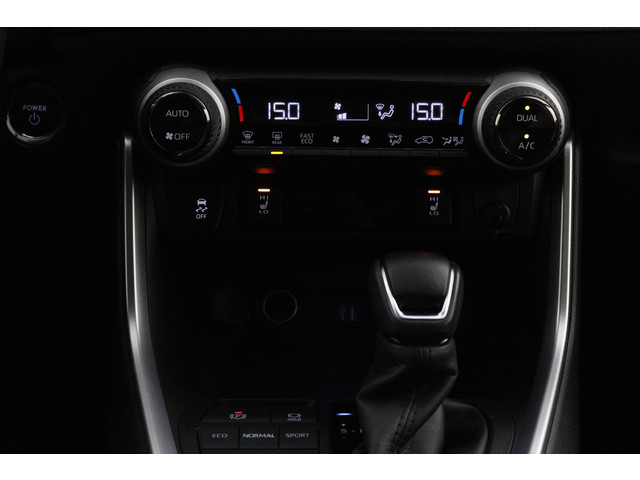 Foto 6 van Toyota RAV4 2.5 Hybrid Style | Lederen bekleding | Electrisch verstelbare stoel | Stoelverwarming |