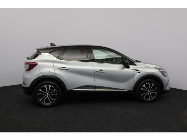 Foto 2 van Renault Captur 1.6 E-Tech Plug-in Hybrid 160 Intens/ Automaat!/ Trekhaak/ LED Koplampen/ 360 Cam/ Vi