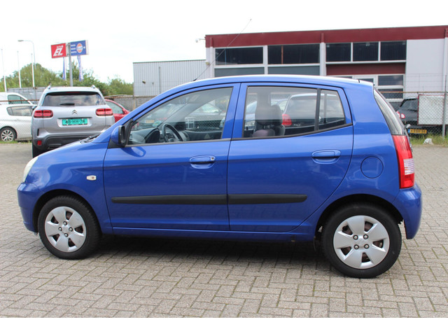 Foto 9 van Kia Picanto 1.1 LX